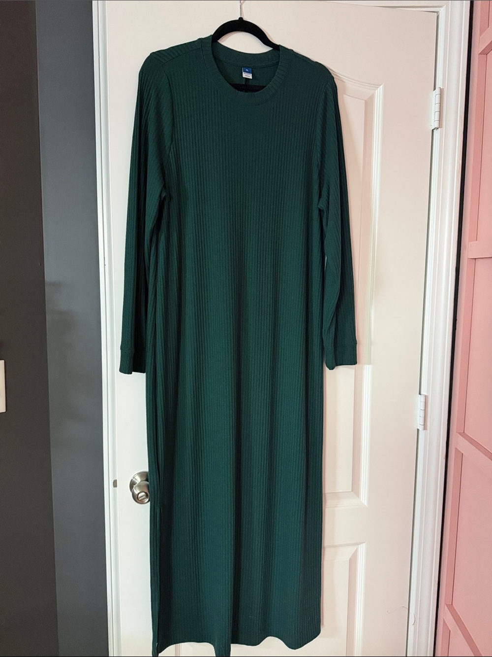 Old Navy Dark Green Ribbed Long-Sleeve Maxi Dress